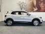 Volkswagen T-Cross 1.0 TSI GO NAVIGATIE CRUISE CONTROL CLIMATE CONTROL STOELVERWARMING APPLE CARPLAY/ANDROID RIJSTROOKSENSOREN PDC ZEER MOOI !!