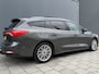 Ford Focus Wagon BWJ 2019 | 1.0T 126PK Titanium Bus AUTOMAAT | TREKHAAK | PANO DAK | LEER | LED | NAVI | CLIMA | STOEL&STUUR VERW | PDC | DONKER GLASS |