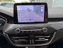 Ford Focus Wagon BWJ 2019 | 1.0T 126PK Titanium Bus AUTOMAAT | TREKHAAK | PANO DAK | LEER | LED | NAVI | CLIMA | STOEL&STUUR VERW | PDC | DONKER GLASS |