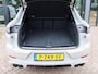 Porsche Cayenne Coupé 3.0 E-Hybrid Pano Achterasbesturing Krijtgrijs Luchtvering Softclose Stoelkoeling