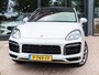 Porsche Cayenne Coupé 3.0 E-Hybrid Pano Achterasbesturing Krijtgrijs Luchtvering Softclose Stoelkoeling