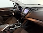 Hyundai i40 Wagon 1.6 GDI Blue Business Edition Camera, Navi, Keyless start, Cruise control, Verstelbare stoelen, Lichtmetalen velgen, Radio