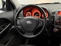 Kia Ceed cee'd 1.4 X-ecutive Inruilauto’s tegen vaste prijzen. Voor meer info: 0638140850 Bij de verkoop van gebruikte voertuigen door CD-Cars wordt geen standaard garantie verstrekt. De koper aanvaardt het voertuig in de staat waarin het zich bevindt op het moment van aankoop