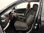 Kia Ceed cee'd 1.4 X-ecutive Inruilauto’s tegen vaste prijzen. Voor meer info: 0638140850 Bij de verkoop van gebruikte voertuigen door CD-Cars wordt geen standaard garantie verstrekt. De koper aanvaardt het voertuig in de staat waarin het zich bevindt op het moment van aankoop