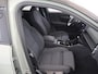 Volvo XC40 Single Motor Core 69 kWh | Navigatie | Stoelverwarming | Stuurwielverwarming | Achteruitrijcamera | Apple Carplay/Android Auto |