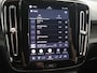Volvo XC40 Single Motor Core 69 kWh | Navigatie | Stoelverwarming | Stuurwielverwarming | Achteruitrijcamera | Apple Carplay/Android Auto |