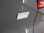 Volvo XC40 Single Motor Core 69 kWh | Navigatie | Stoelverwarming | Stuurwielverwarming | Achteruitrijcamera | Apple Carplay/Android Auto |