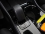 Volvo XC40 Single Motor Core 69 kWh | Navigatie | Stoelverwarming | Stuurwielverwarming | Achteruitrijcamera | Apple Carplay/Android Auto |