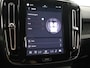 Volvo XC40 Single Motor Core 69 kWh | Navigatie | Stoelverwarming | Stuurwielverwarming | Achteruitrijcamera | Apple Carplay/Android Auto |