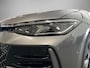 Volkswagen Passat Variant 1.5 272pk DSG eHybrid R-Line Edition · Panoramadak · 360 Camera · Wegklapbare Trekhaak · Elek. Voorstoel · Massage· 18'' Inch · Garantie t/m 23-09-2030 of 100.000km