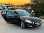 Volvo V60 2.0 D3 Summum AUTOMAAT AIRCO CRUISE PDC TREKHAAK