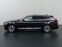 Volvo V90 2.0 T6 Plug-in hybrid AWD Plus Bright | Panoramadak | Trekhaak | Full Led Koplapen| Camera | Verwarmde achterbank | Apple CarPlay/Android Auto | Harman/Kardon Audio | Comfortstoelen | Adaptieve Cruise Control | DAB | Ele. verstelbare stoelen + Geheugen | Standkachel | LED | Navigatie | Sfeerverlichting | Stuur/stoelverwarming |