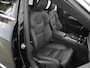 Volvo V90 2.0 T6 Plug-in hybrid AWD Plus Bright | Panoramadak | Trekhaak | Full Led Koplapen| Camera | Verwarmde achterbank | Apple CarPlay/Android Auto | Harman/Kardon Audio | Comfortstoelen | Adaptieve Cruise Control | DAB | Ele. verstelbare stoelen + Geheugen | Standkachel | LED | Navigatie | Sfeerverlichting | Stuur/stoelverwarming |