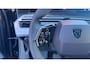 Peugeot E-3008 Allure | Elektrische parkeerrem | Extra getinte achterste zijruiten en achterruit