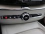 Volvo XC60 2.0 T8 Plug-in hybrid AWD Inscription | Trekhaak| Apple CarPlay/Android Auto | Comfortstoelen | Adaptieve Cruise Control | Ele.kofferdeksel | Panoramadak | Ele.verstelbare stoel + Geheugen | Full LED Koplampen |