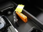 Volvo XC60 2.0 T8 Plug-in hybrid AWD Plus Dark Achterbank verwarming | Achteruitrij assistent | Camera | Apple CarPlay/Android Auto | Comfortstoelen | Adaptieve Cruise Control | DAB | Draadloze Telefoonlader | Panoramadak | Ele. verstelbare stoel + geheugen | Stuur/Stoelverwarming | Harman/Kardon Audio |