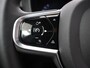 Volvo XC60 2.0 T8 Plug-in hybrid AWD Plus Dark | Achterbank verwarming | Achteruitrij assistent | Camera | Apple CarPlay/Android Auto | Comfortstoelen | Adaptieve Cruise Control | DAB | Draadloze Telefoonlader | Panoramadak | Ele. verstelbare stoel + geheugen | Stuur/Stoelverwarming | Harman/Kardon Audio |