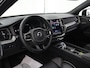 Volvo XC60 2.0 T8 Plug-in hybrid AWD Plus Dark Achterbank verwarming | Achteruitrij assistent | Camera | Apple CarPlay/Android Auto | Comfortstoelen | Adaptieve Cruise Control | DAB | Draadloze Telefoonlader | Panoramadak | Ele. verstelbare stoel + geheugen | Stuur/Stoelverwarming | Harman/Kardon Audio |