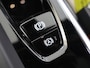 Volvo XC60 2.0 T8 Plug-in hybrid AWD Plus Dark Achterbank verwarming | Achteruitrij assistent | Camera | Apple CarPlay/Android Auto | Comfortstoelen | Adaptieve Cruise Control | DAB | Draadloze Telefoonlader | Panoramadak | Ele. verstelbare stoel + geheugen | Stuur/Stoelverwarming | Harman/Kardon Audio |
