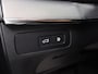 Volvo XC90 2.0 T8 Recharge AWD Core Bright | Achteruitrijcamera | Apple CarPlay/Android Auto | Comfortstoelen | Adaptieve Cruise Control | Draadloze telefoonlader | Ele. achterklep | Navigatie | Sfeerverlichting | Stuur en stoelverwarming | 7-Zitplaatsen | Harman/Kardon | Trekhaak |