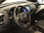 Toyota Aygo X 1.0 VVT-i MT Play - ORIGINEEL NEDERLANDSE AUTO - ACHTERUITRIJCAMERA - CRUISE CONTROL - APPLE CARPLAY/ANDROID AUTO - AIRCO - BLUETOOTH TELEFOONVOORBEREIDING - MULTIMEDIA SCHERM