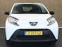 Toyota Aygo X 1.0 VVT-i MT Play - ORIGINEEL NEDERLANDSE AUTO - ACHTERUITRIJCAMERA - CRUISE CONTROL - APPLE CARPLAY/ANDROID AUTO - AIRCO - BLUETOOTH TELEFOONVOORBEREIDING - MULTIMEDIA SCHERM