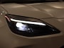 Toyota Yaris Cross 1.5 Hybrid Dynamic - APPLE CARPLAY/ANDROID AUTO - AUTOMATISCHE AIRCO - ACHTERRUITRIJCAMERA - KEYLESS ENTRY/START - ADAPTIEVE CRUISE CONTROL - 17" LICHT METALEN VELGEN - STUURVERWARMING - VOORSTOELEN VERWARMD