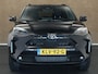 Toyota Yaris Cross 1.5 Hybrid 130 Dynamic - DODEHOEKDETECTIE - VOORSTOELEN VERWARMD - STUURVERWARMING - VOORRUITVERWARMING - PARKEERSENSOREN VOOR EN ACHTER - KEYLESS ENTRY/START - ACHTERUITRIJCAMERA - ADAPTIEVE CRUISE CONTROL - GETINT GLAS ACHTER