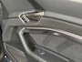 Audi Q8 e-tron 55 quattro S-line Black Edition 115 kWh | 408PK | Pano | Trekhaak | Matrix Led | B&O Sound | Ambient | 21inch |