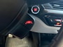 Suzuki Swift 1.2 Style Smart Hybrid / Adaptieve cruise / Navi / Draadloos Apple / Android / Keyless / Zuinigste hybride / LUXE uit