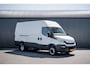IVECO Daily 35C14 | L2H2 | Automaat | Trekhaak 3.5T | Elektr. Airco | Camera | Cruise