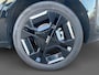 Kia EV3 GT-PlusLine 81.4 kWh | Climate control | 360 camera | LM-velgen | Panoramadak | Keyless | Navigatie | Apple CarPlay/Android Auto | Elektrische stoelen met geheugen | Stoel verwarming & ventilatie voor