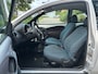 Ford Ka 1.3 Cool & Sound Airco Electric pakket Audio/CD LMV 14" Colorpakket ABS Getint glas 2 x airbag PDC Dealeronderhoud Nw Apk!