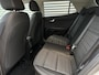 Kia Stonic 1.0 T-GDi MHEV DynamicPlusLine | Apple Carplay / Android Auto | Navigatiesysteem | Stoel + Stuurverwarming | Licht + Regensensor | Parkeersensoren + Camera Achter | Cruise Control | 16" Lichtmetalen Velgen