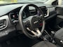 Kia Stonic 1.0 T-GDi MHEV DynamicPlusLine | Apple Carplay / Android Auto | Navigatiesysteem | Stoel + Stuurverwarming | Licht + Regensensor | Parkeersensoren + Camera Achter | Cruise Control | 16" Lichtmetalen Velgen