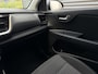 Kia Stonic 1.0 T-GDi MHEV DynamicPlusLine | Apple Carplay / Android Auto | Navigatiesysteem | Stoel + Stuurverwarming | Licht + Regensensor | Parkeersensoren + Camera Achter | Cruise Control | 16" Lichtmetalen Velgen