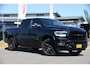 Dodge Ram 1500 5.7 V8 4x4 Crew Cab Laramie Full Options! 360 Camera, Pano, Adaptieve Cruise, LED, 402pk, Leder, Luchtvering, 3500kg Trekhaak, Stoel verkoeling/verwarming, Uniek!