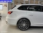 SEAT Leon ST 2.0 TSI Cupra 290 DSG PANORAMA NAVI CRUISE KUIPSTOELEN VOL OPTIES