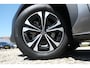 Toyota BZ4X Business Plus 71 kWh Automaat | LED Matrix koplampen | Adaptive Cruise Control | 12,3” multimediascherm | Ingebouwde navigatie | 360 graden Panoramic View Monitor | Draadloze telefoonoplader | Elektri