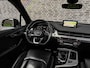 Audi Q7 3.0 TFSI quattro S-Line Panoramadak B&O Advanced Nachtzicht Luchtvering Leder ACC HUD Virtual Cockpit Soft-Close Achterasbesturing Trekhaak 21"