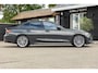 BMW 3-Serie 318d 190 PK High Executive Edition Dravitgrau metallic I Leder I Led I HiFi I Head Up I Sportstoelen I NL Auto I NAP