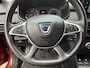 Dacia Jogger 1.0 TCe Extreme 110PK Trekhaak,Navi,Clima,Cruise,Isofix,Carplay,Stoelverwarming,ElektrRamen+Spiegels,Led,Lmv,Dakrail