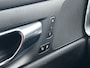 Volvo V60 2.0T 163PK B3 Hybrid R-Design + 20"/ Navi/ Ad.Cruise/ Clima/ Full-LED/ Winterpakket/ Leder/ Camera/ Trekhaak/ NL auto