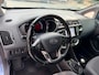 Kia Rio 1.2 CVVT DynamicLine Sport, camera, navia, cruise, elec pakket, xenon-led, trekhaak, 17"inch 153.366 km NWE APK
