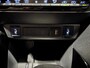 Toyota Yaris 1.5 Hybrid Executive Parkeersensoren V+A , HUD , Stoelverwarming , Camera , JBL Geluidsysteem , BTW auto , Orgineel NL