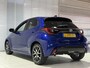 Toyota Yaris 1.5 Hybrid Executive Parkeersensoren V+A , HUD , Stoelverwarming , Camera , JBL Geluidsysteem , BTW auto , Orgineel NL
