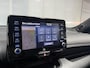 Toyota Yaris 1.5 Hybrid Executive Parkeersensoren V+A , HUD , Stoelverwarming , Camera , JBL Geluidsysteem , BTW auto , Orgineel NL
