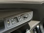 Volkswagen Golf 1.5 TSI Life Business Alcantara Sfeerverlichting Camera Virtual Cockpit