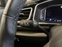 Volkswagen T-Roc 1.5 TSI 150pk DSG R-Line Camera Navigatie Apple Carplay/Android Auto Climate Control Electrische kofferbak Led Dab Adaptive Cruise Control