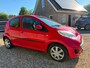 Peugeot 107 1.0-12V Sportium Airco & Elk ramen & 1e Eigenaar